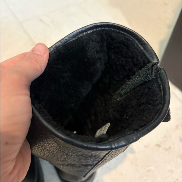 Frye Boots - Natalie Mid Engineer Lug Shearling Lined size 8M Black - Picture 4 of 9